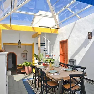 https://casa-jenabe.in-canary-islands.com