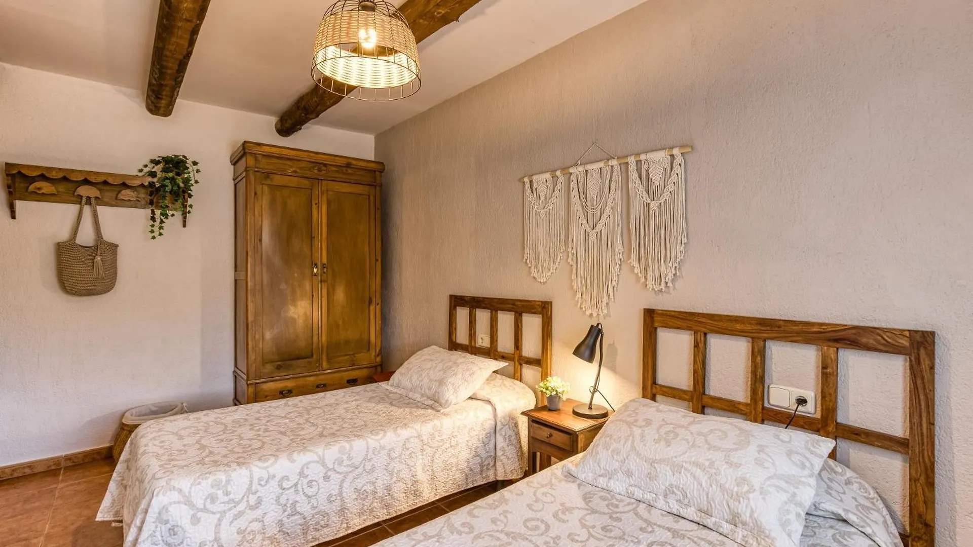 Can Planas 1 Fonalleras Country house